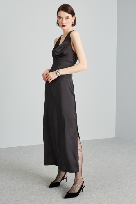 Abito lungo smanicato in raso - Fashion Market