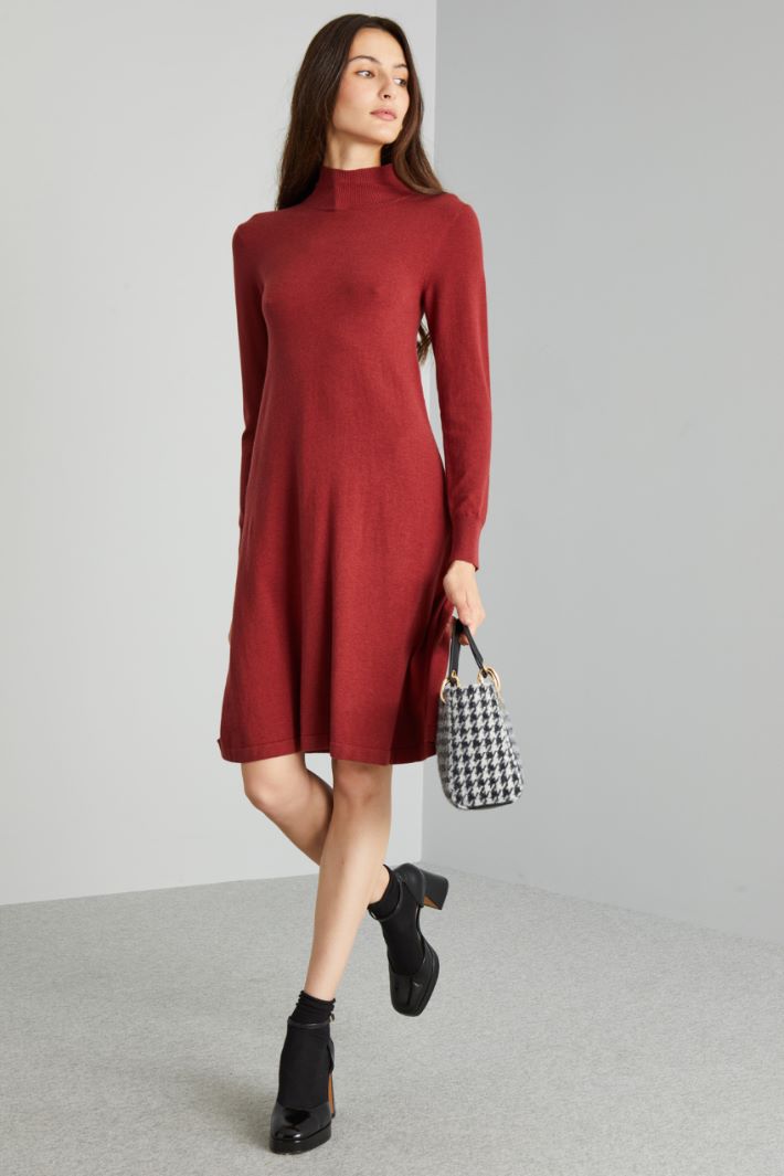 Abito svasato in maglia - BORDEAUX - Fashion Market
