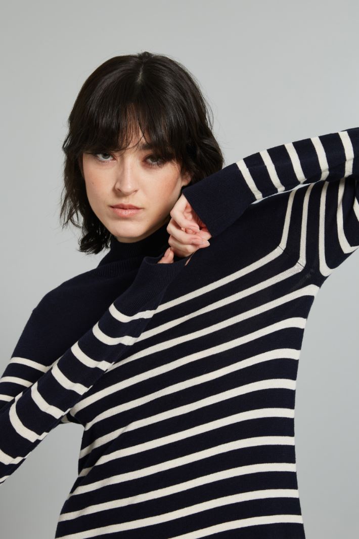 Abito svasato in maglia - BLU BIANCO - Fashion Market - 3