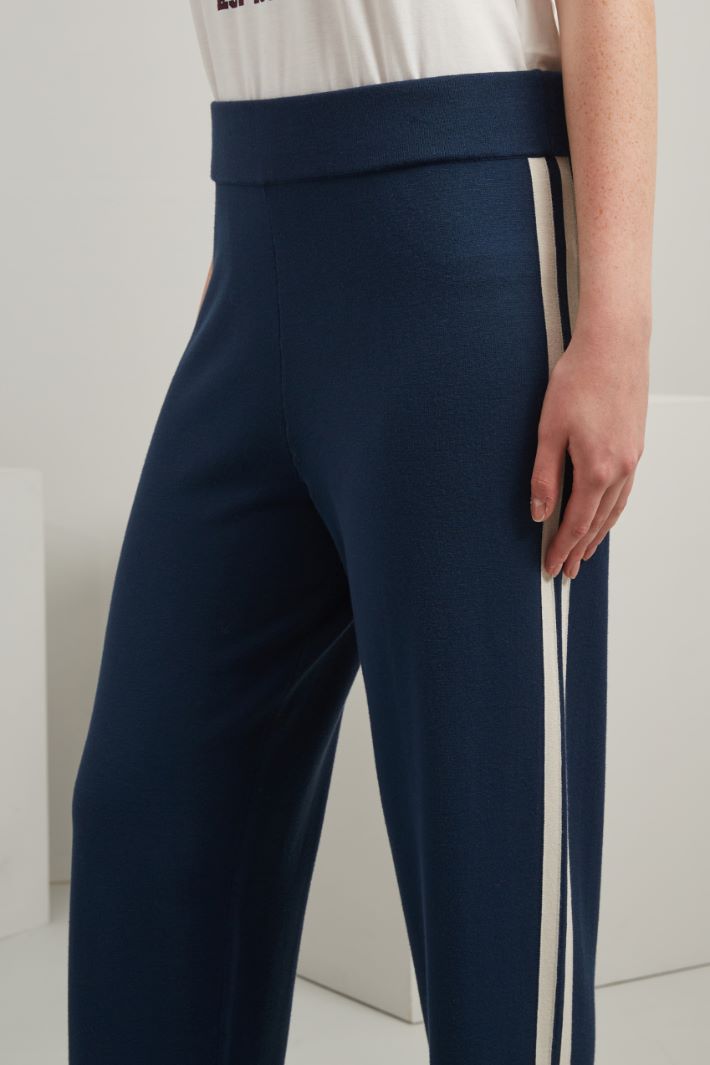 Jogger in viscosa - BLU SCURO BIANCO - Fashion Market - 3