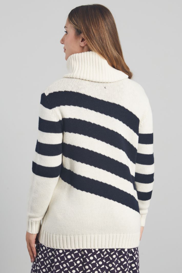 Maglia con collo in abbinamento - BIANCO BLU NOTTE - Fashion Market - 4