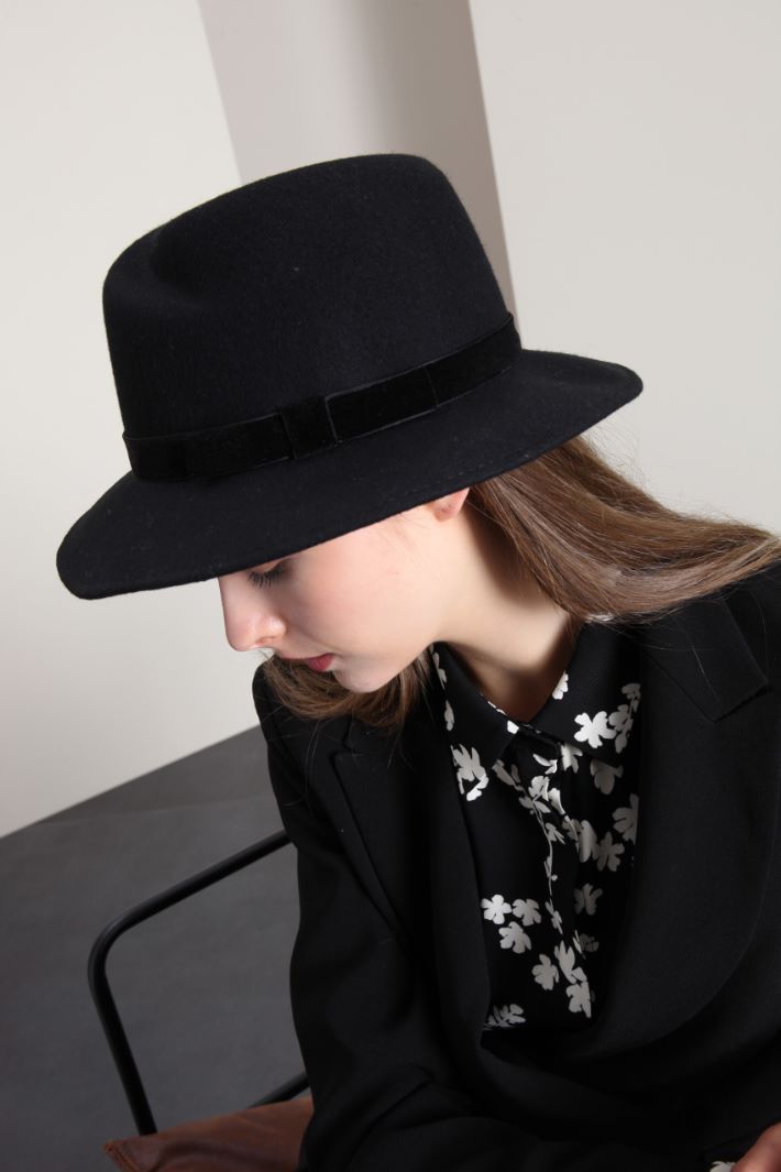 Fedora con nastro in velluto - NERO - Fashion Market - 2