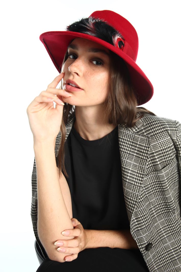 Fedora in lana con piume - ROSSO - Fashion Market - 2