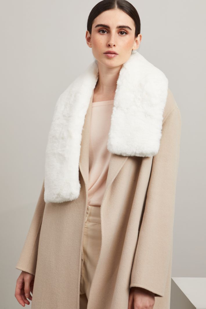 Collo effetto pelliccia - BIANCO - Fashion Market