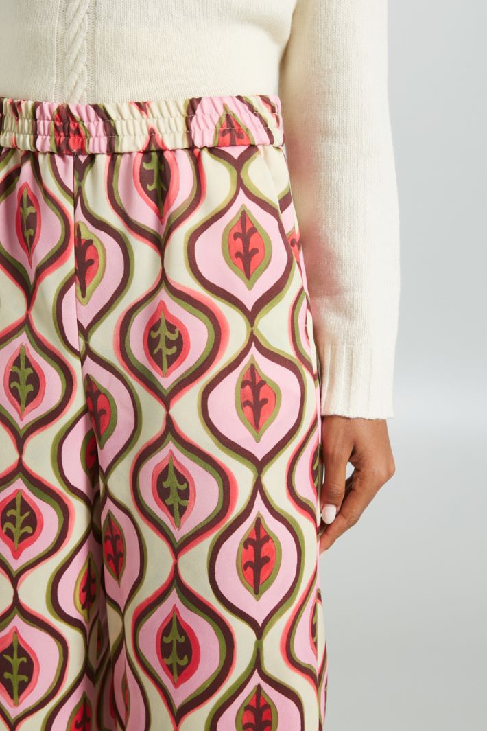 Pantaloni cropped in enver satin -  ROSA GIALLO VERDE - Fashion Market - 3