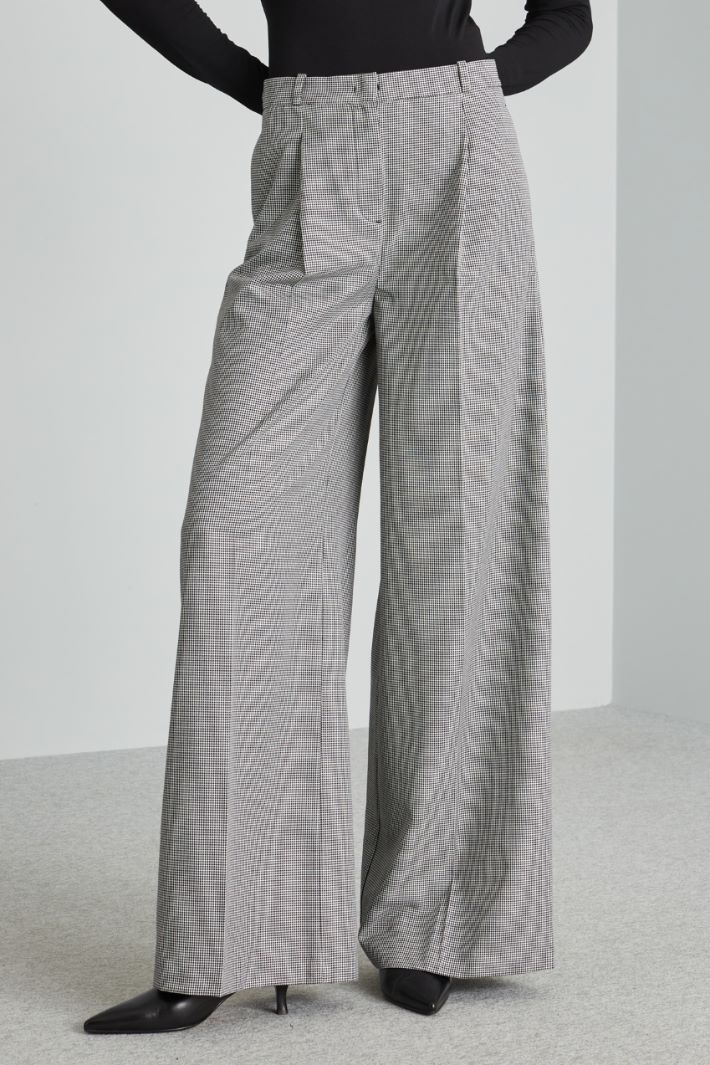 Pantaloni ampi con pinces - NERO BIANCO - Fashion Market - 2