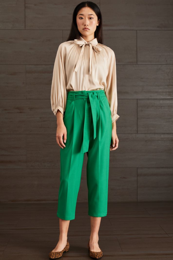 Pantaloni carrot in viscosa - VERDE PRATO - Fashion Market