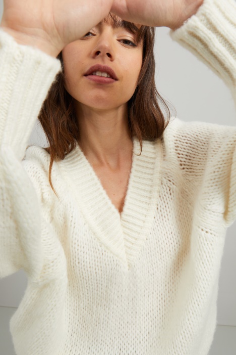 Maglia in lana con scollo a V - Fashion Market