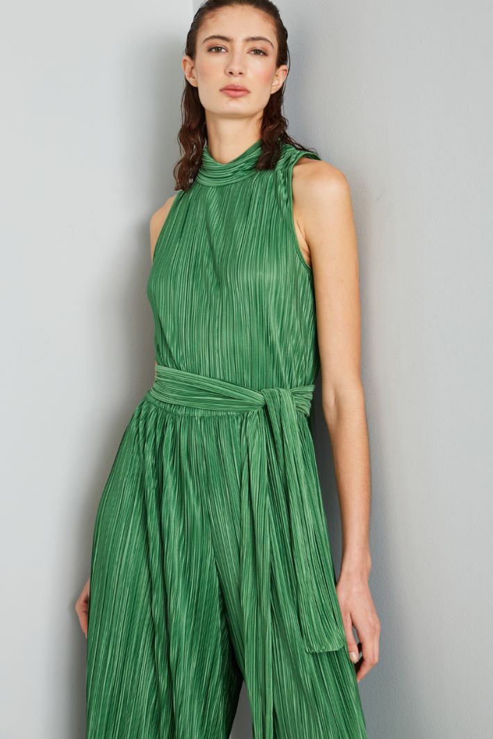 Tuta smanicata in jersey plissé - VERDE PRATO - Fashion Market - 3