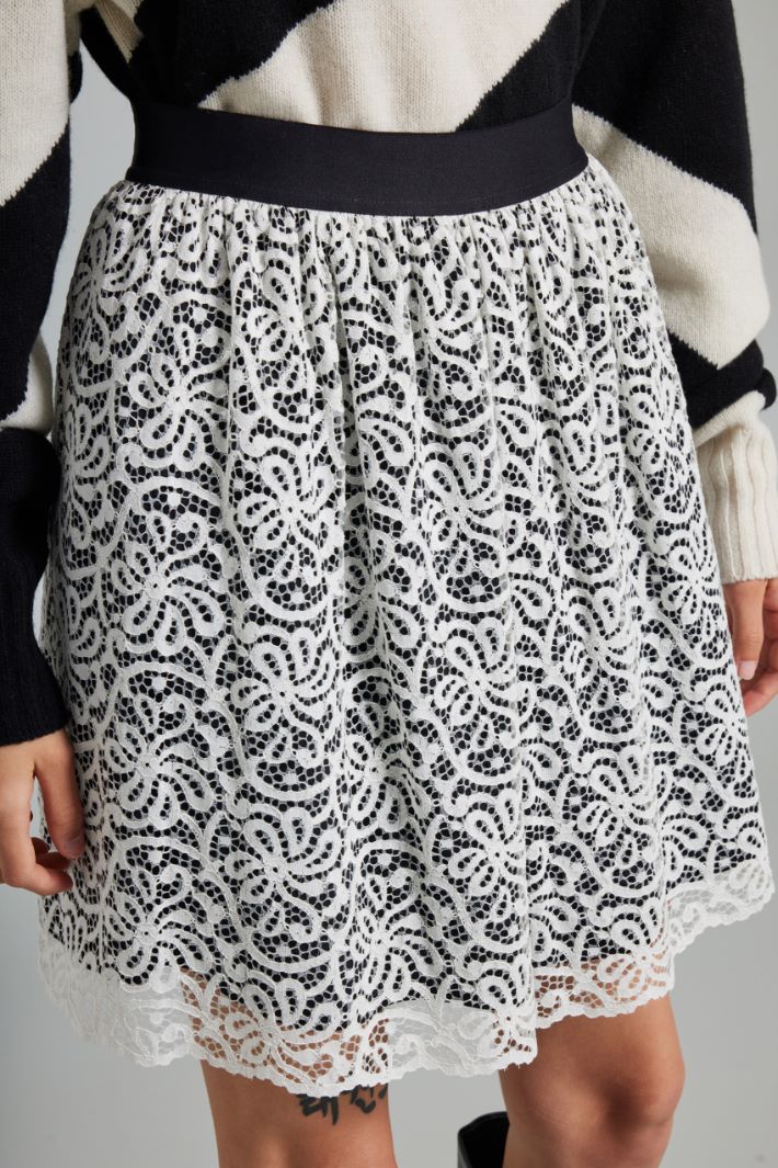 Minigonna in jersey pizzo - BIANCO NERO - Fashion Market - 3