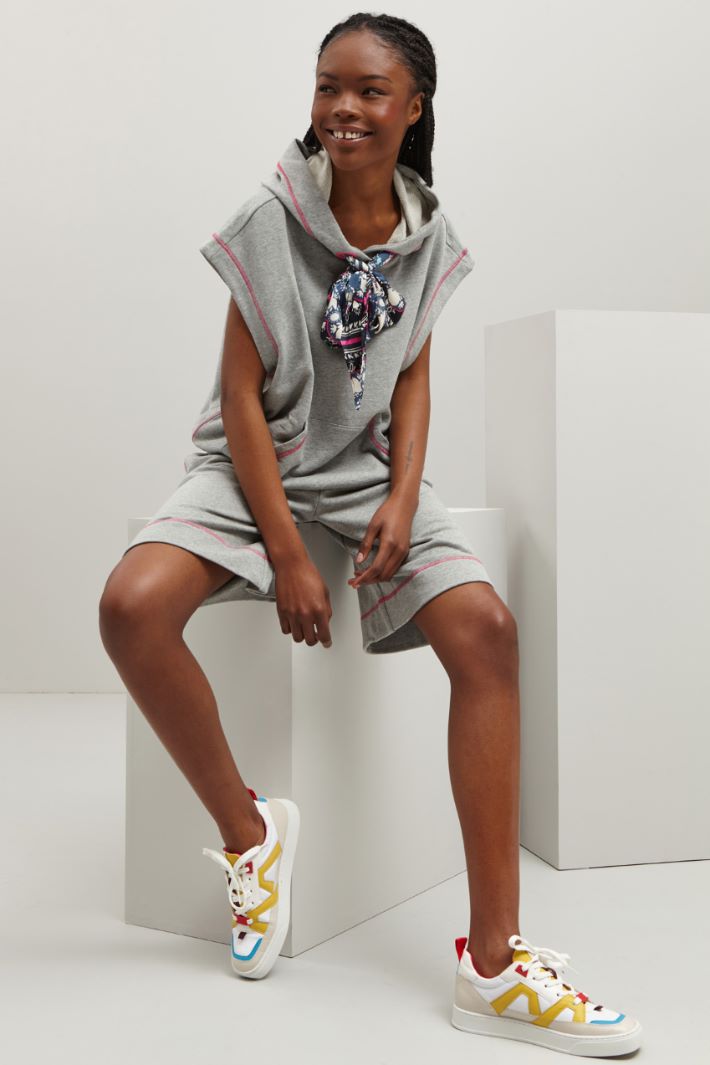 Felpa smanicata - GRIGIO CHIARO - Fashion Market