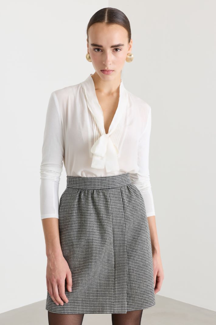 Blusa in jersey con collo a foulard - BIANCO - Fashion Market - 2