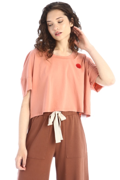 T-shirt ricamata sul retro - Fashion Market