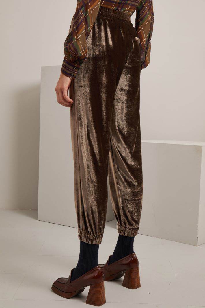 Pantaloni  jogger in ciniglia - FANGO - Fashion Market - 4