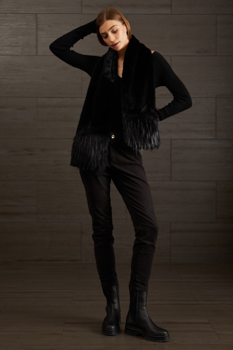 Maglia con scollo a V - Fashion Market