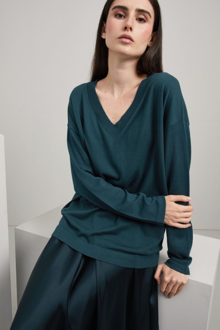 Maglia con scollo a V - PETROLIO - Fashion Market - 3