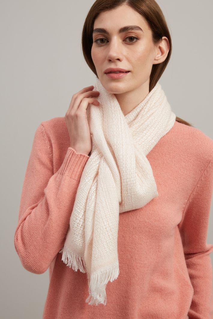 Stola con bordi sfrangiati  - ROSA - Fashion Market - 2