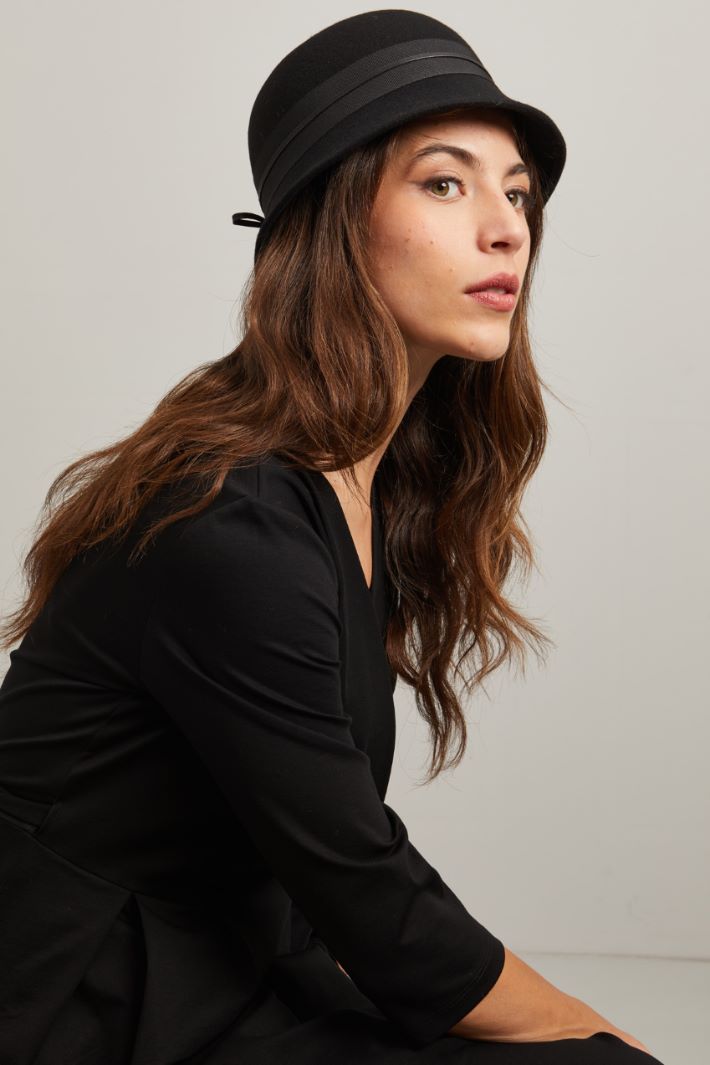 Cloche in lana con nastro - NERO - Fashion Market - 2