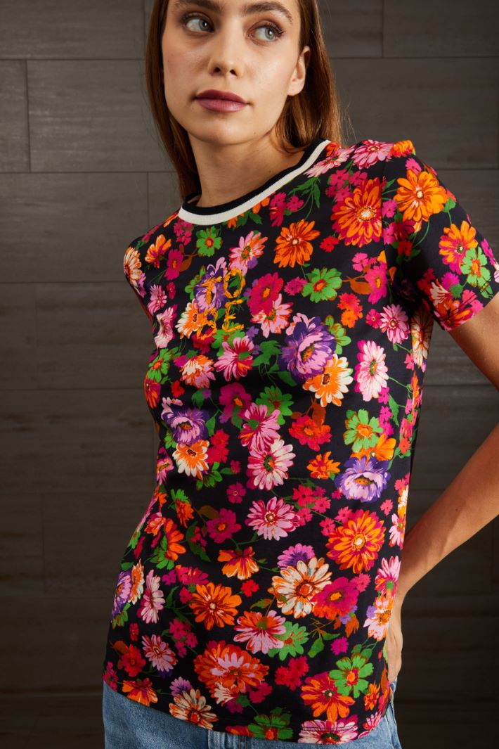T-shirt in cotone ricamato - NERO ARANCIONE ROSA - Fashion Market - 3