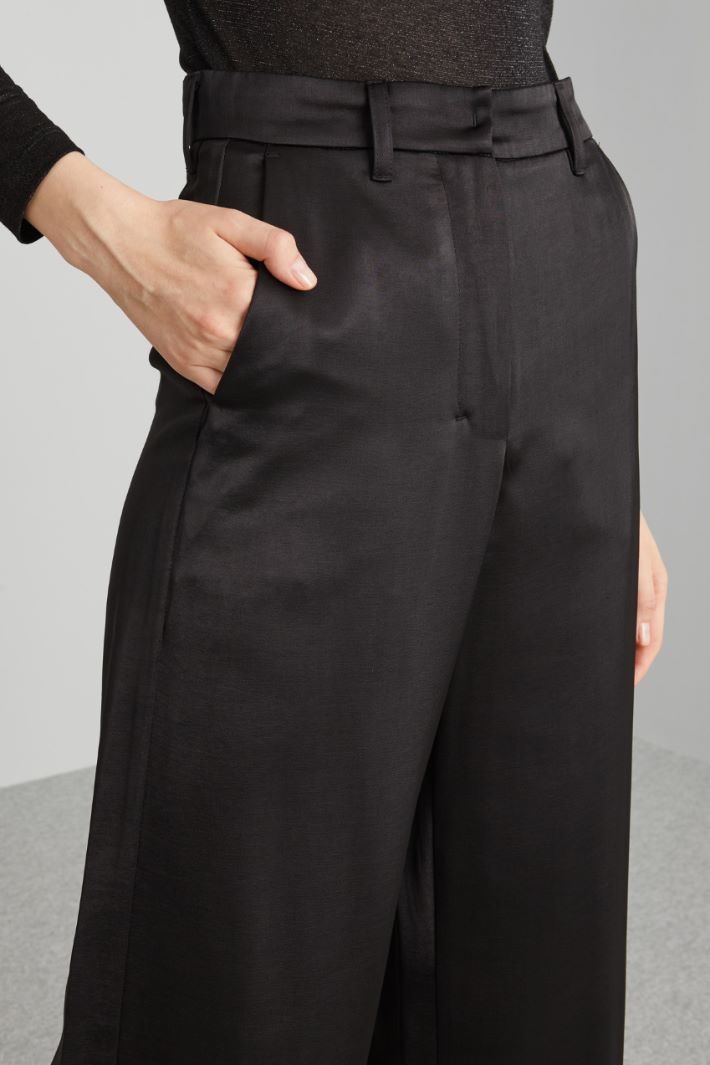 Pantaloni fluidi in raso - NERO - Fashion Market - 3